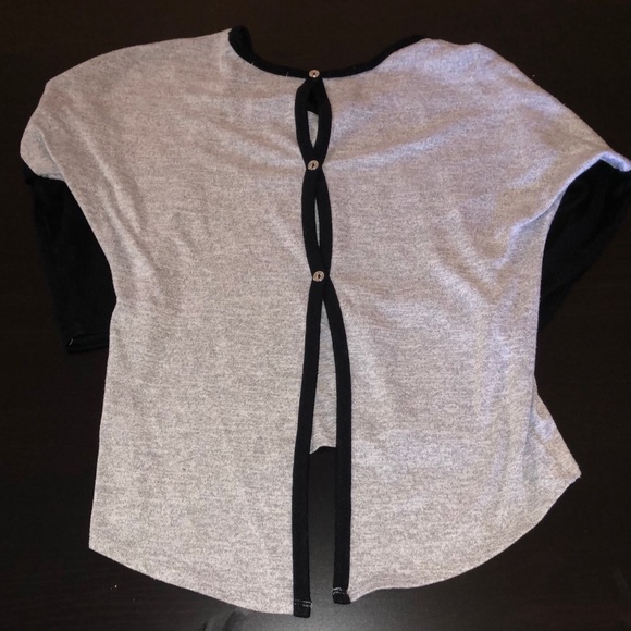 Gray Top with Black Sleeves & Detail, Open Back - Picture 3 of 7